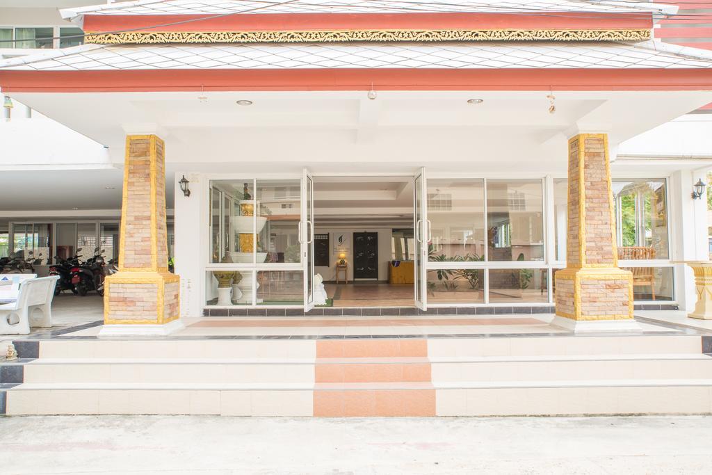 The Garden Place Pattaya Exterior photo