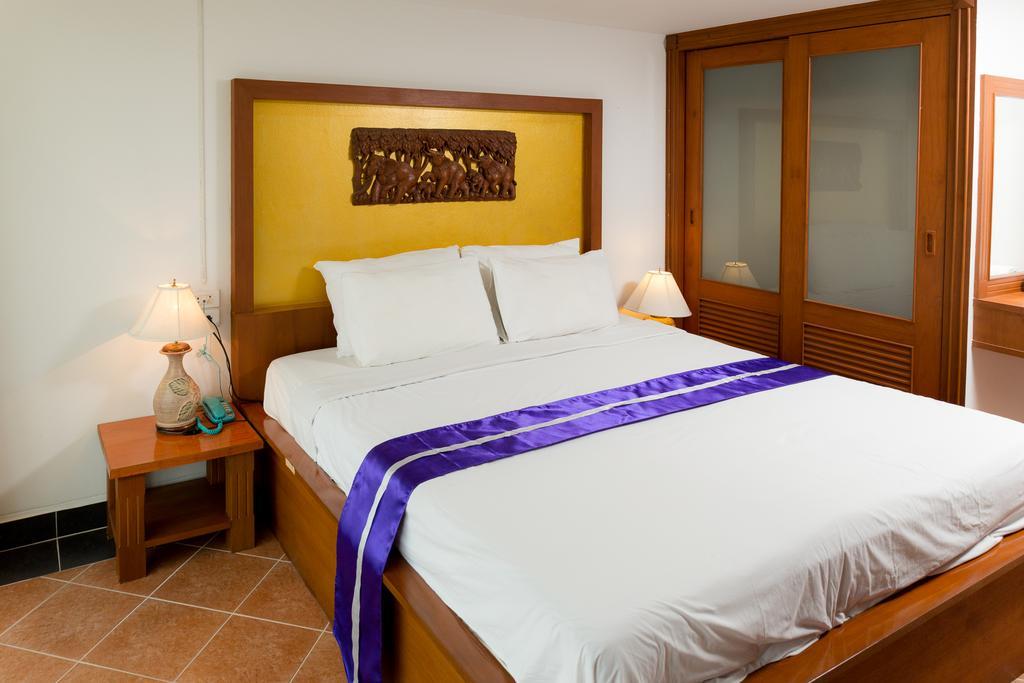 The Garden Place Pattaya Exterior photo